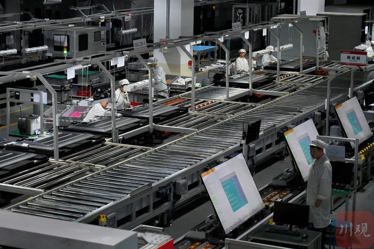 园智慧显示工厂,这里主要生产的是长虹另一个重点产品