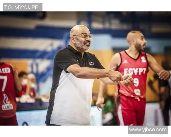 北京足球队逆袭之路揭秘：从低谷到巅峰的奋斗与荣耀